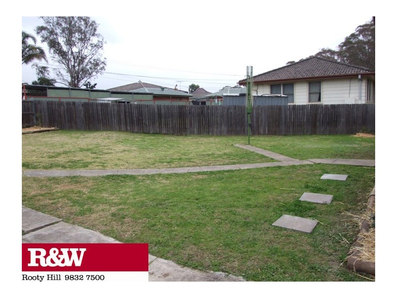 10 CATO PLACE, Blackett NSW 2770