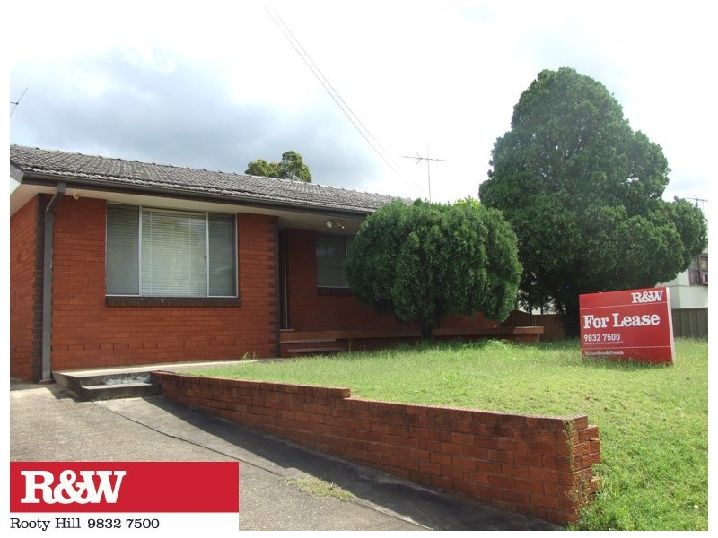 182 CANBERRA STREET, St Marys NSW 2760