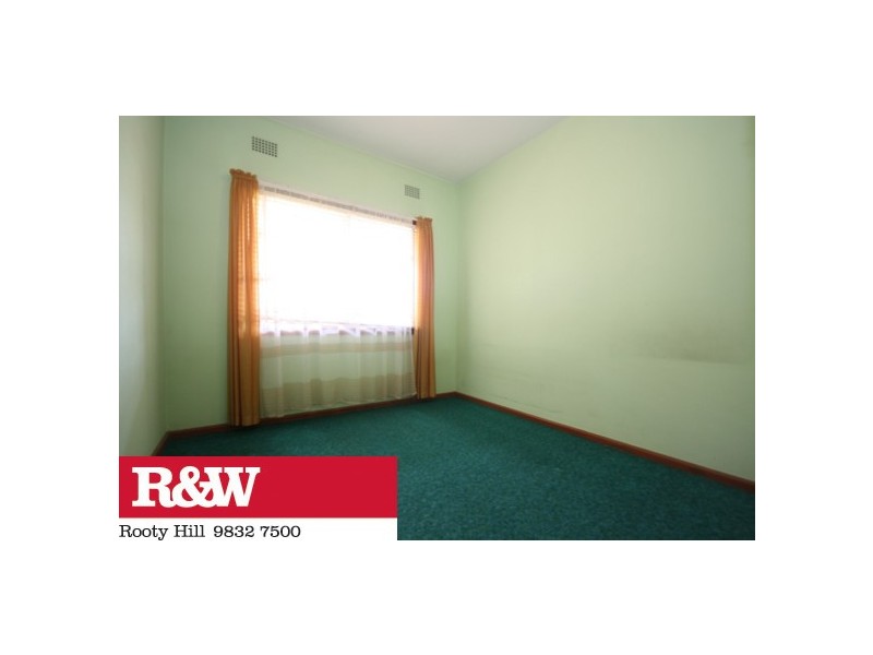 182 CANBERRA STREET, St Marys NSW 2760