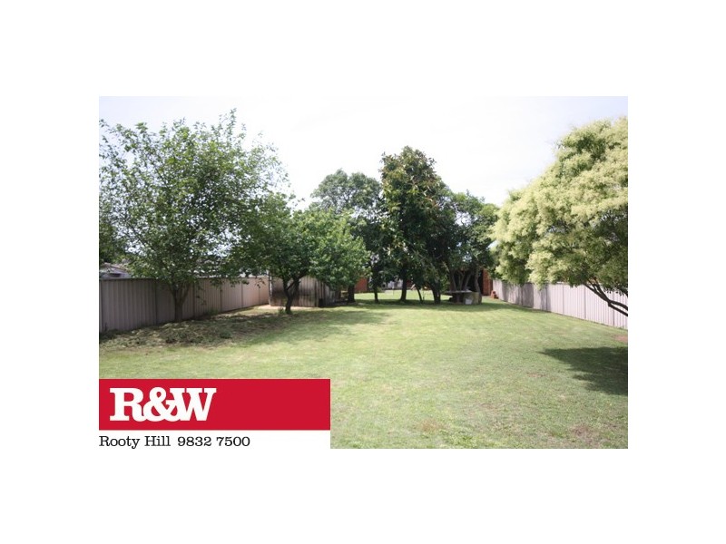 182 CANBERRA STREET, St Marys NSW 2760