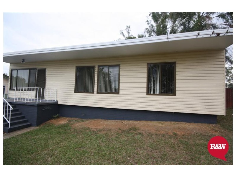 12 Nioka Road, Penrith NSW 2750