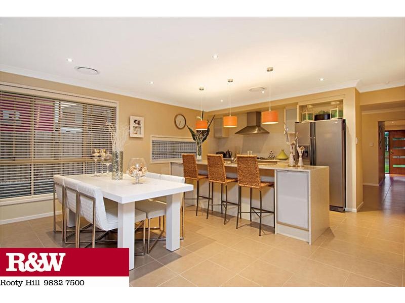 14 CHILTON AVENUE, Oakhurst NSW 2761