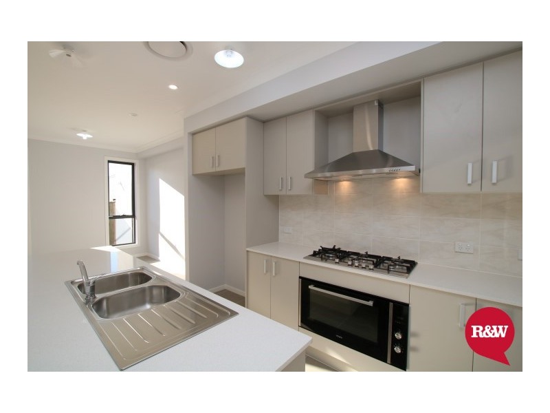 12 Hudson Street, Penrith NSW 2750