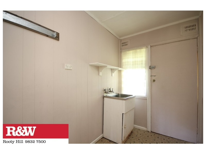 21 TAPIOLA AVENUE, Hebersham NSW 2770