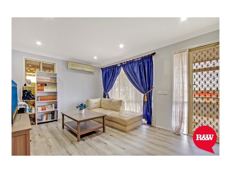 37 Aquilina Drive, Plumpton NSW 2761