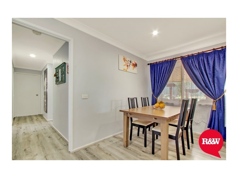 37 Aquilina Drive, Plumpton NSW 2761