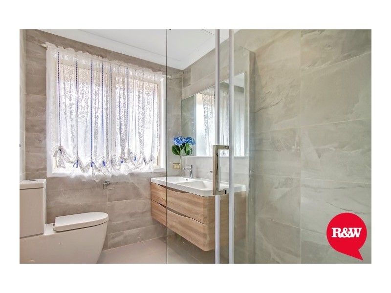 37 Aquilina Drive, Plumpton NSW 2761