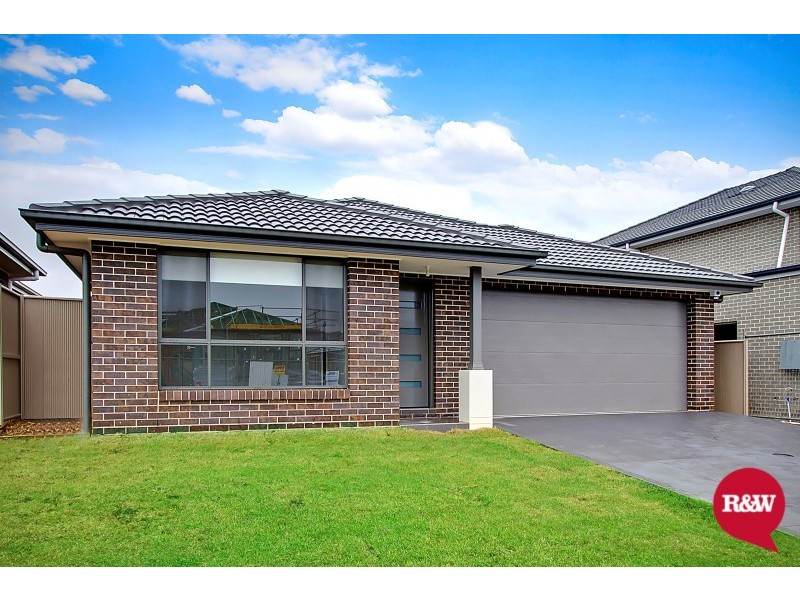 6 Dutton Street, Spring Farm NSW 2570