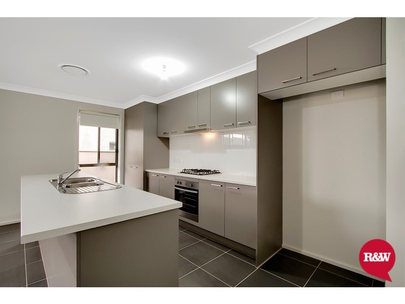 6 Dutton Street, Spring Farm NSW 2570
