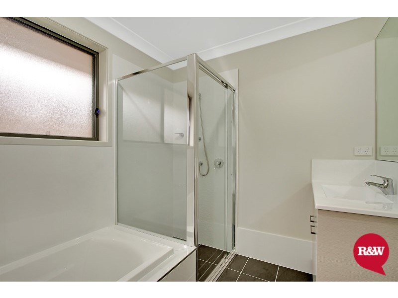 6 Dutton Street, Spring Farm NSW 2570