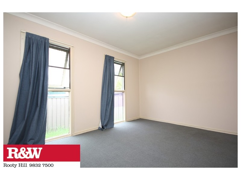 6 PINANG AVENUE, Whalan NSW 2770