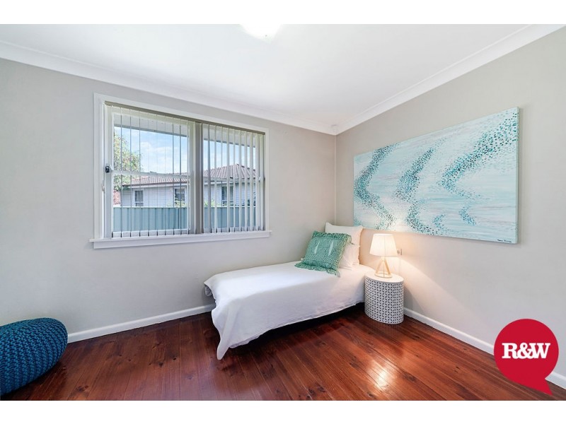 21 Samoa Place, Lethbridge Park NSW 2770