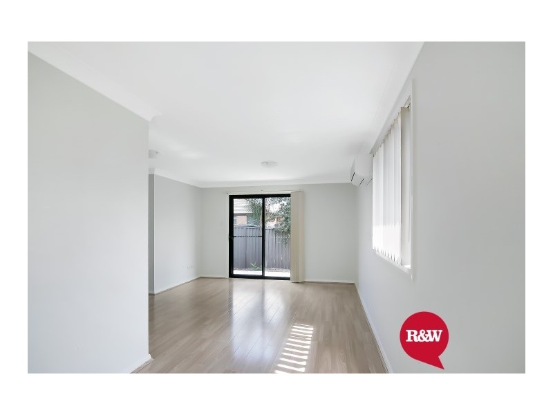 244A Banks Drive, St Clair NSW 2759