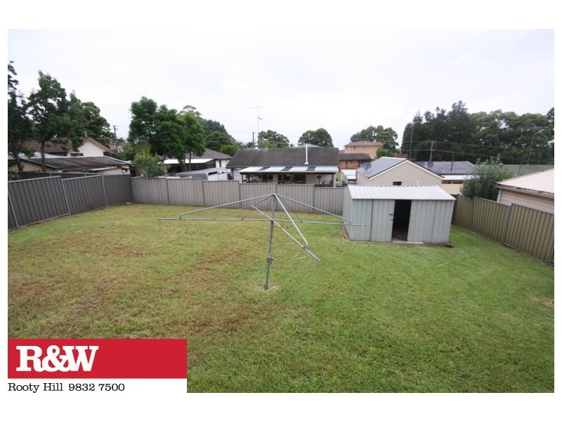 36 NELLA DAN AVENUE, Tregear NSW 2770