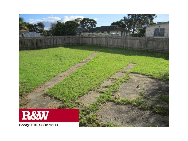 12 ROTORUA STREET, Lethbridge Park NSW 2770