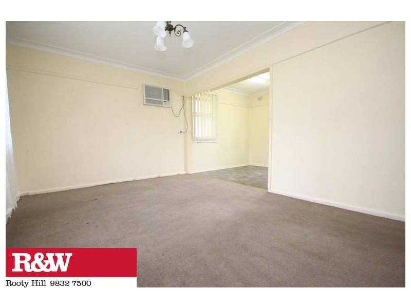 98 MAGNOLIA AVENUE, St Marys NSW 2760