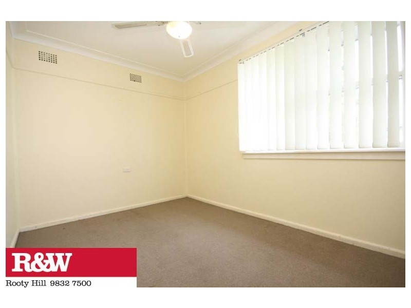 98 MAGNOLIA AVENUE, St Marys NSW 2760