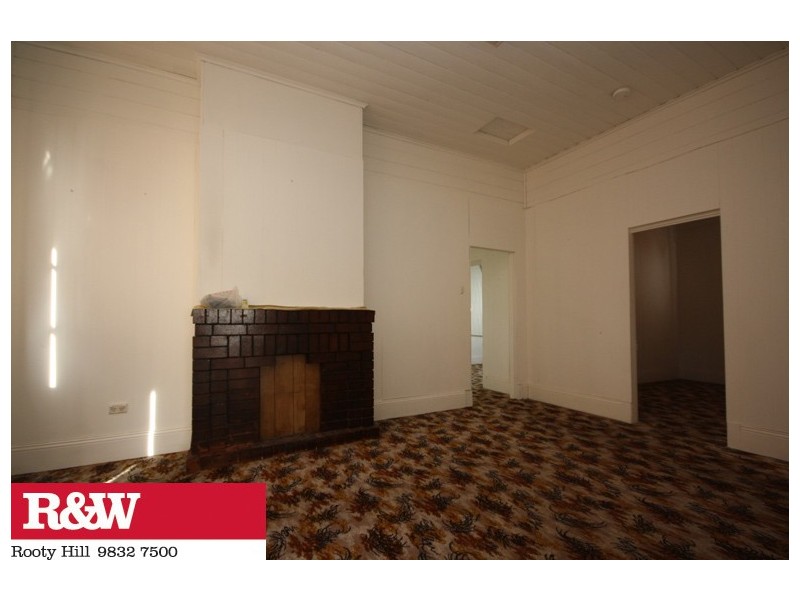 31 CLIFTON STREET, Blacktown NSW 2148