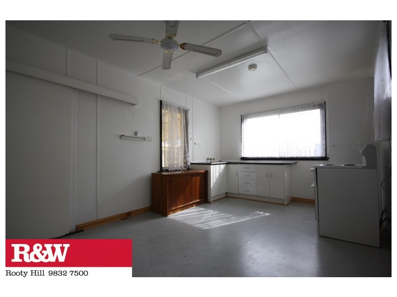 31 CLIFTON STREET, Blacktown NSW 2148