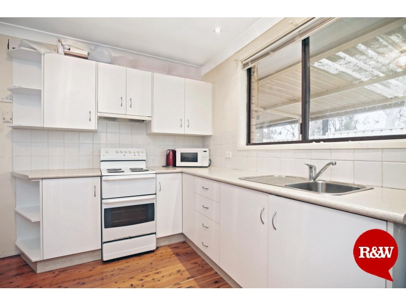 15 Kyleanne Place, Dean Park NSW 2761