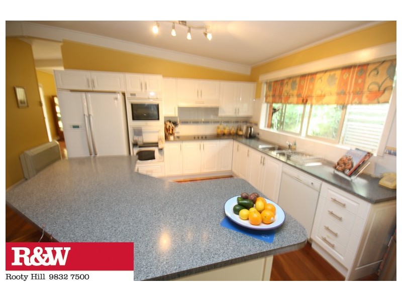 6 DR LAWSON PLACE, Rooty Hill NSW 2766