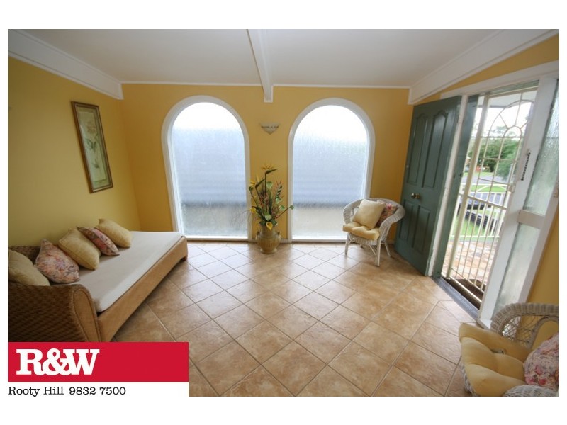 6 DR LAWSON PLACE, Rooty Hill NSW 2766