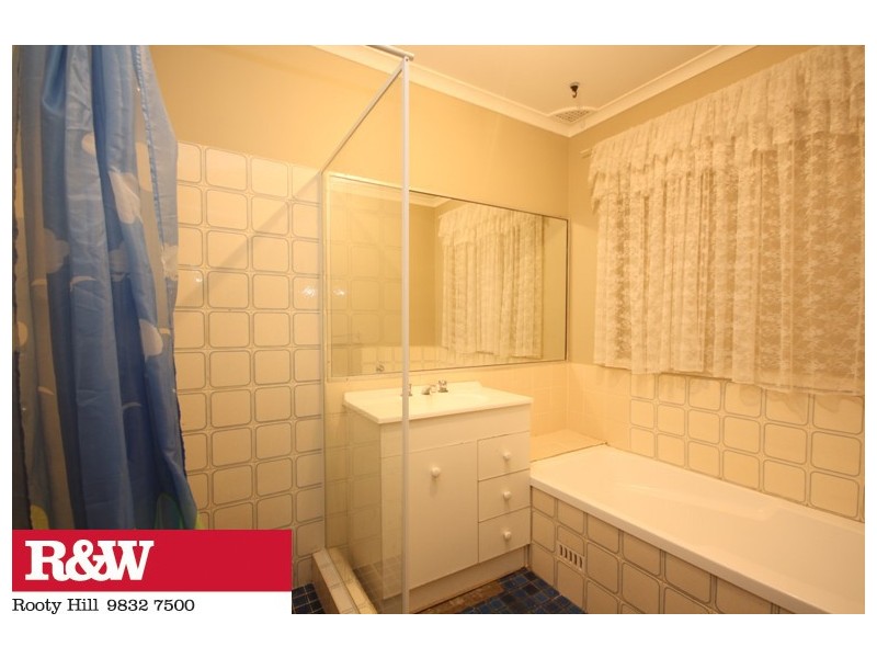 18 KERWIN CIRCUIT, Hebersham NSW 2770