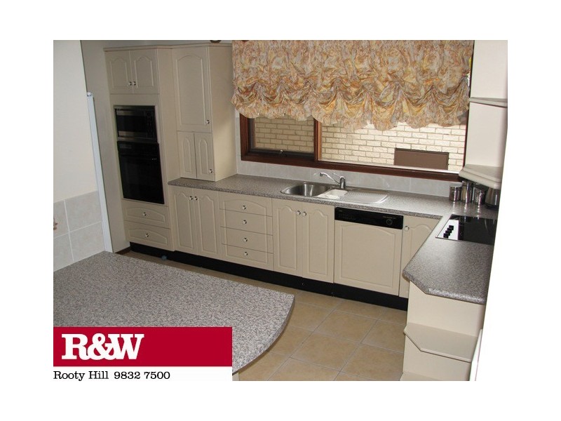 16 DOCTOR LAWSON PLACE, Rooty Hill NSW 2766