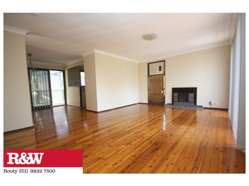 2 HUGHES STREET, Penrith NSW 2750