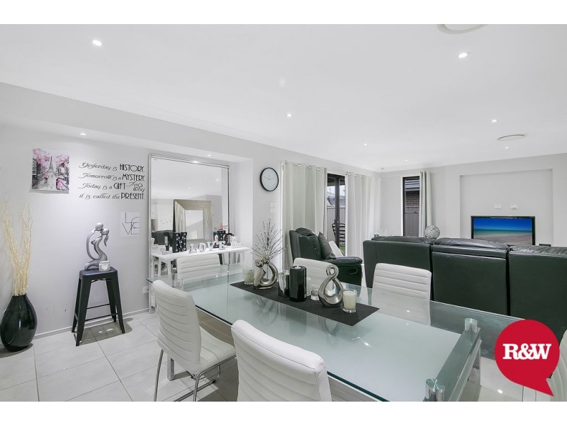 13 Denton Road, Spring Farm NSW 2570