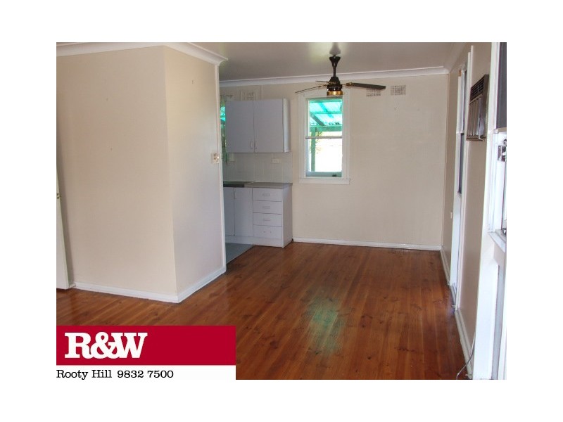 25 MINDANAO AVENUE, Lethbridge Park NSW 2770