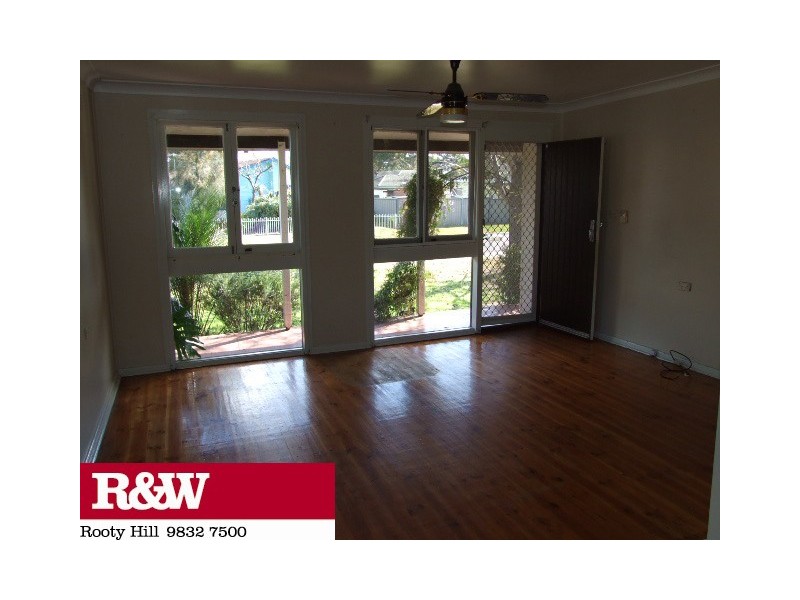 25 MINDANAO AVENUE, Lethbridge Park NSW 2770