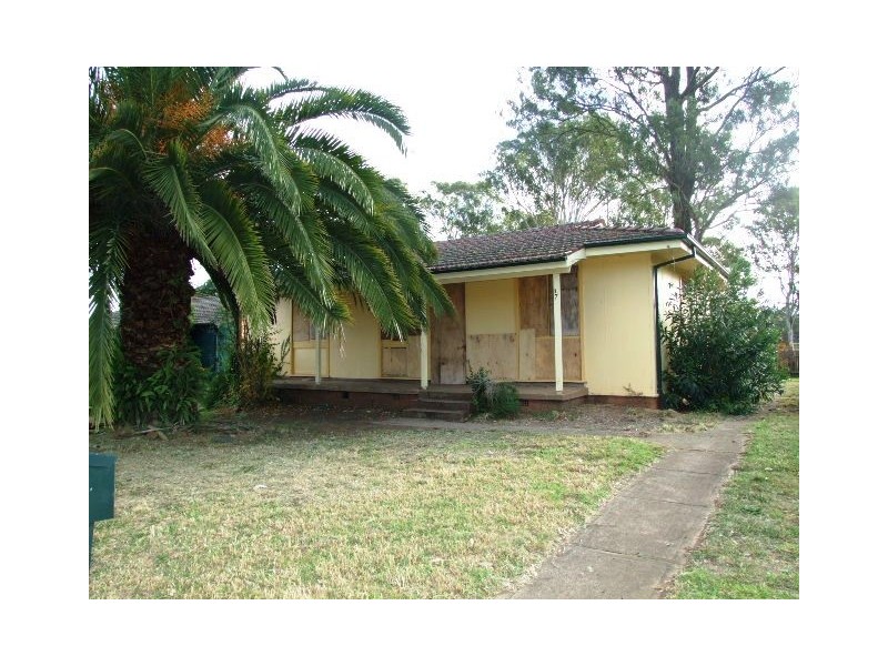 37 KOOMOOLOO CRES, Shalvey NSW 2770