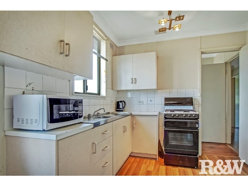 12 Popondetta Road, Whalan NSW 2770