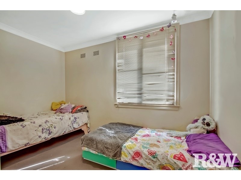 12 Popondetta Road, Whalan NSW 2770