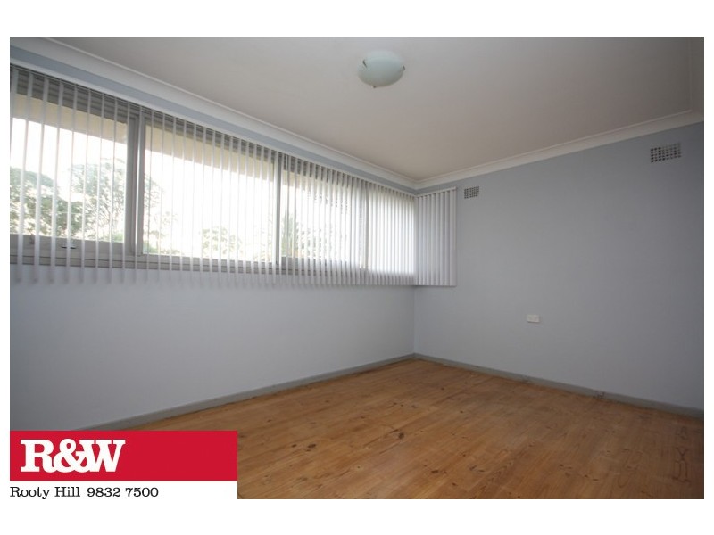 32 KOOMOOLOO CRESCENT, Shalvey NSW 2770