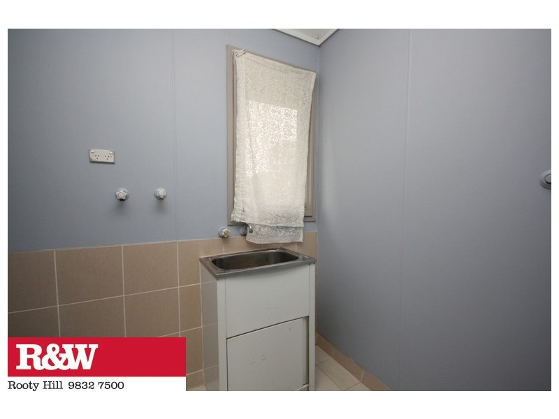 32 KOOMOOLOO CRESCENT, Shalvey NSW 2770