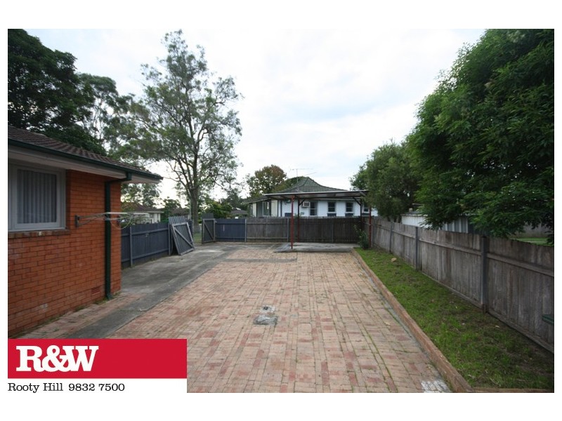 32 KOOMOOLOO CRESCENT, Shalvey NSW 2770