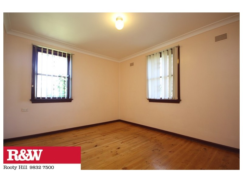 18 BALIMBA PLACE, Whalan NSW 2770