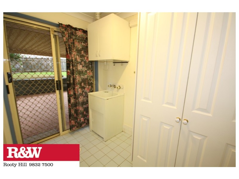 37 AQUILINA DRIVE, Plumpton NSW 2761