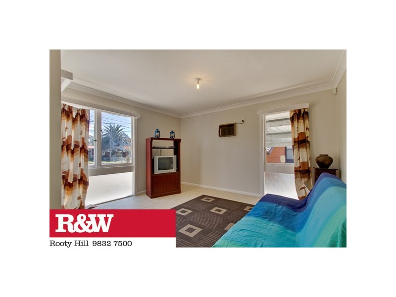 36 CAPTAIN COOK DRIVE, Willmot NSW 2770