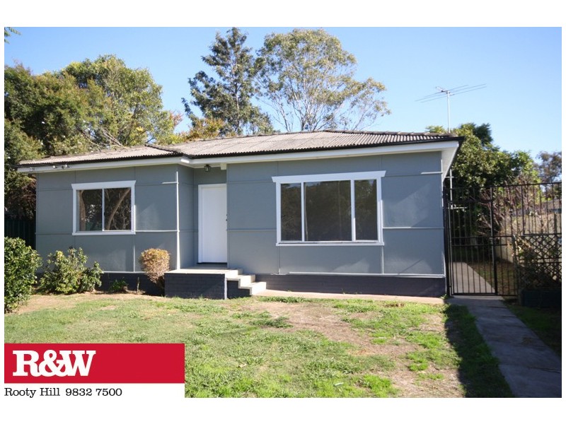 9 MELBOURNE STREET, Oxley Park NSW 2760