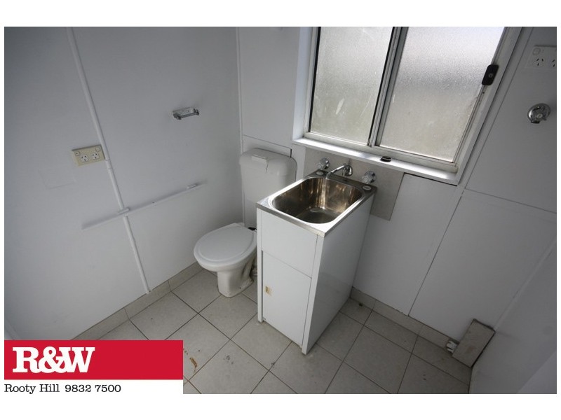 9 MELBOURNE STREET, Oxley Park NSW 2760