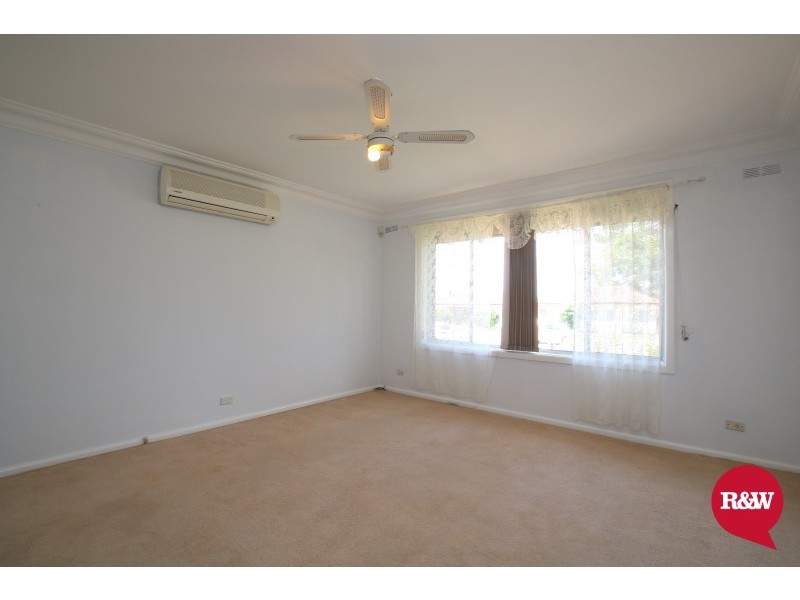 8 Wattle Place, Rooty Hill NSW 2766