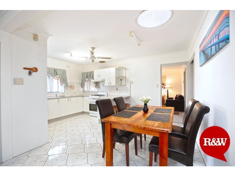 2 Labrador Street, Rooty Hill NSW 2766