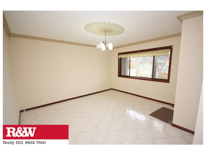 33  CHEVIOT PLACE, Mount Druitt NSW 2770