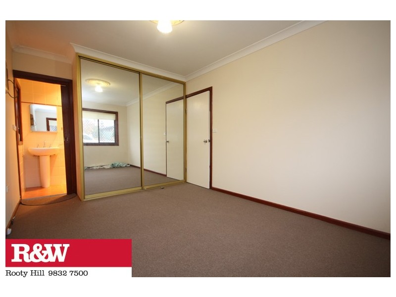 33  CHEVIOT PLACE, Mount Druitt NSW 2770