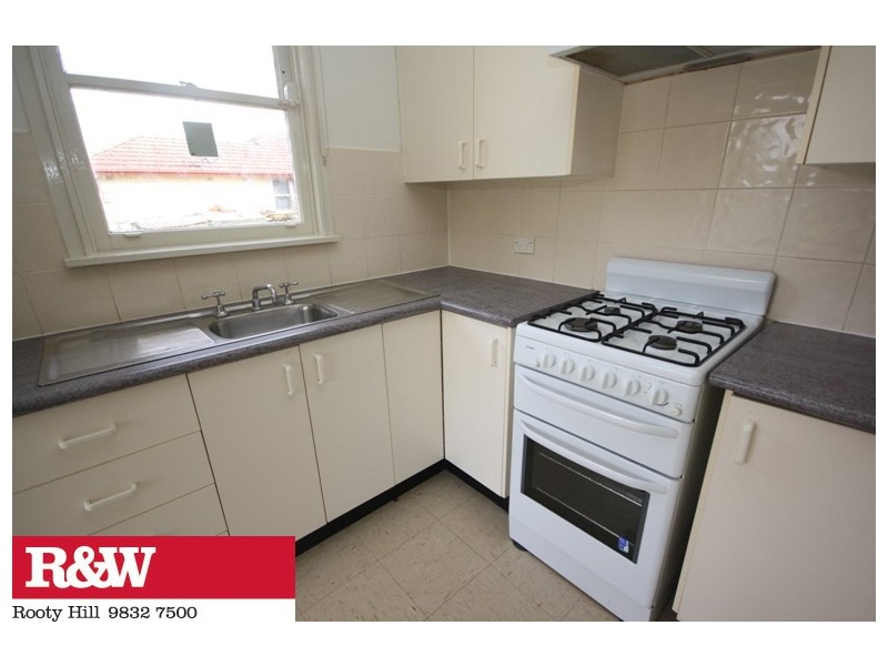 42 ELLENGOWAN CRESCENT, Whalan NSW 2770