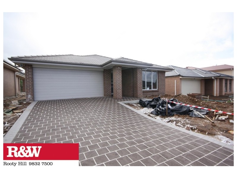 6 EDENGROVE CIRCUIT, Rooty Hill NSW 2766