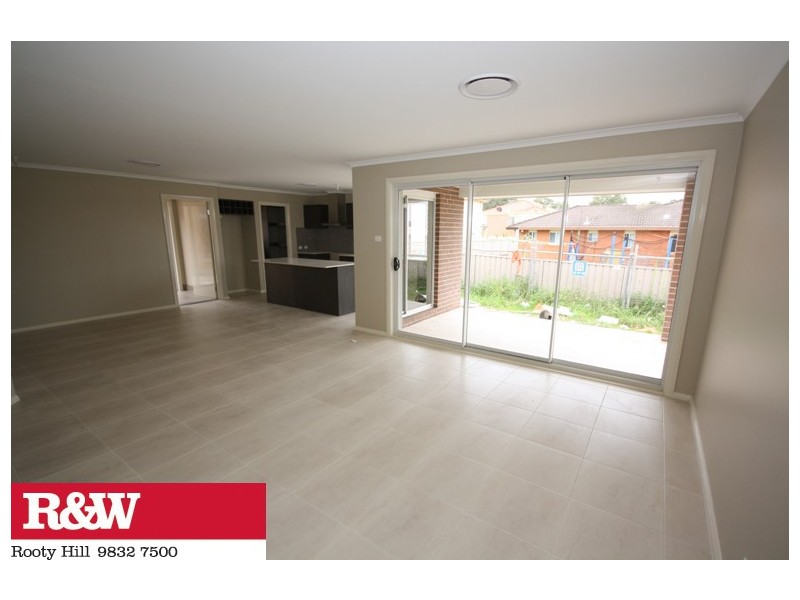 6 EDENGROVE CIRCUIT, Rooty Hill NSW 2766
